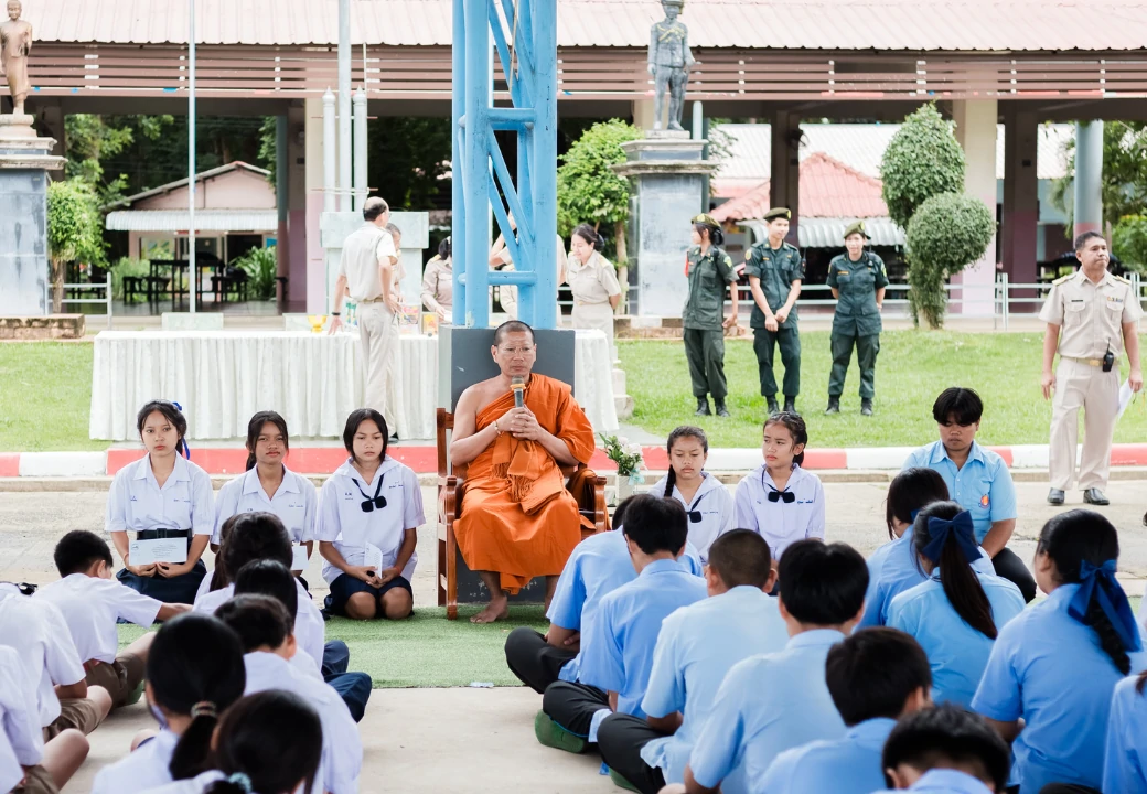 พระวัฒนา จกฺกวโร (เสลาคุณ) มอบทุนการศึกษา