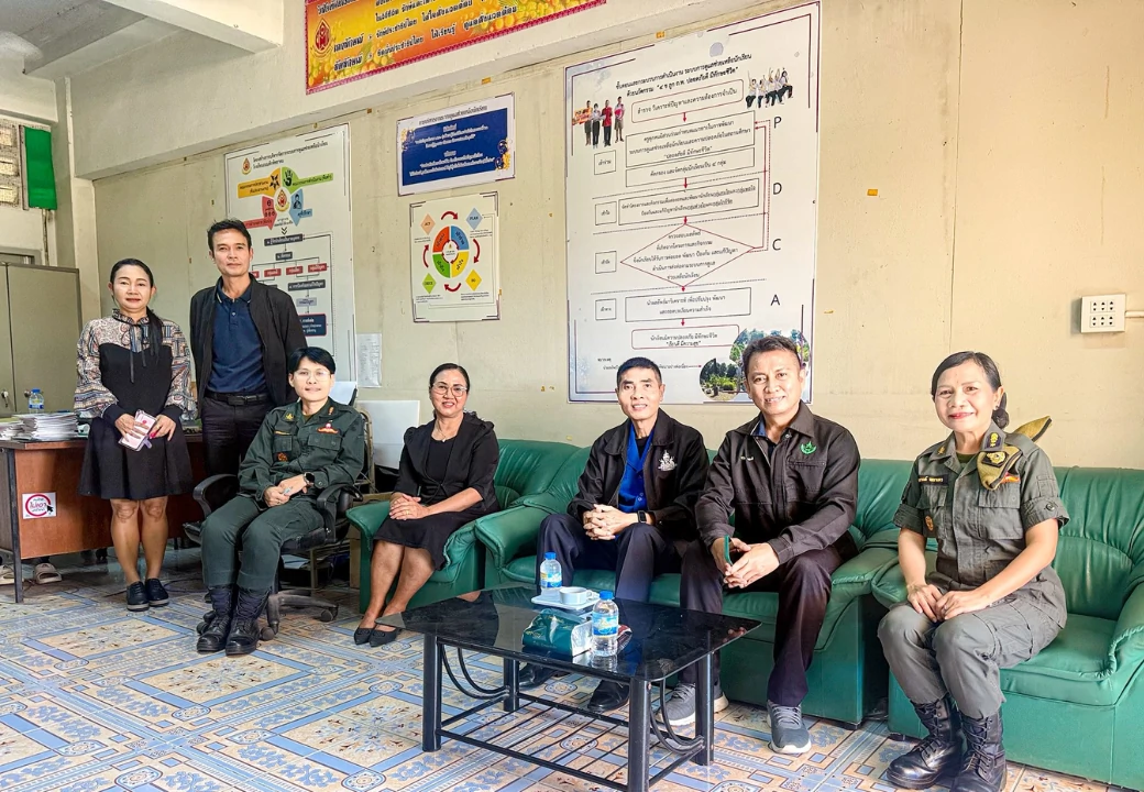 ให้การต้อนรับคณะศึกษาดูงาน โครงการสถานศึกษาสีขาว ปลอดยาเสพติด และอบายมุข