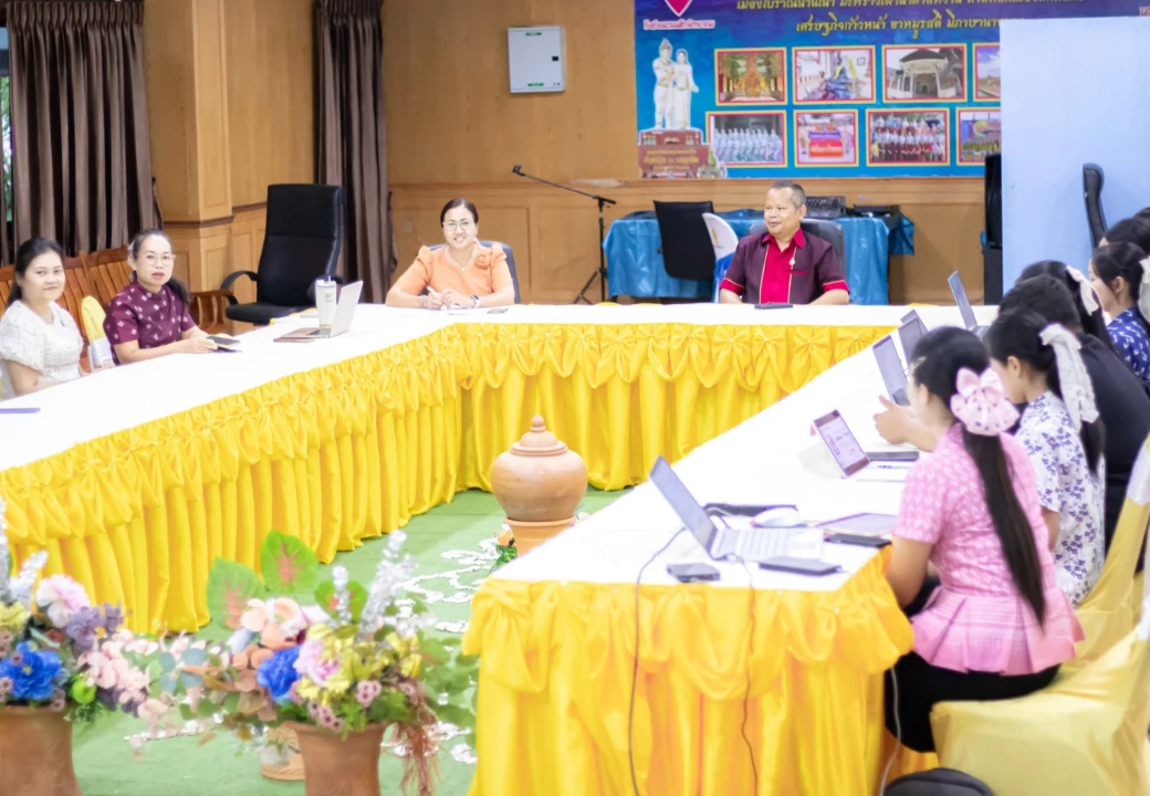 PLC นักศึกษาและครูพี่เลี้ยงการฝึกประสบการณ์วิชาชีพครูในสถานศึกษาโรงเรียนถนนหักพิทยาคม