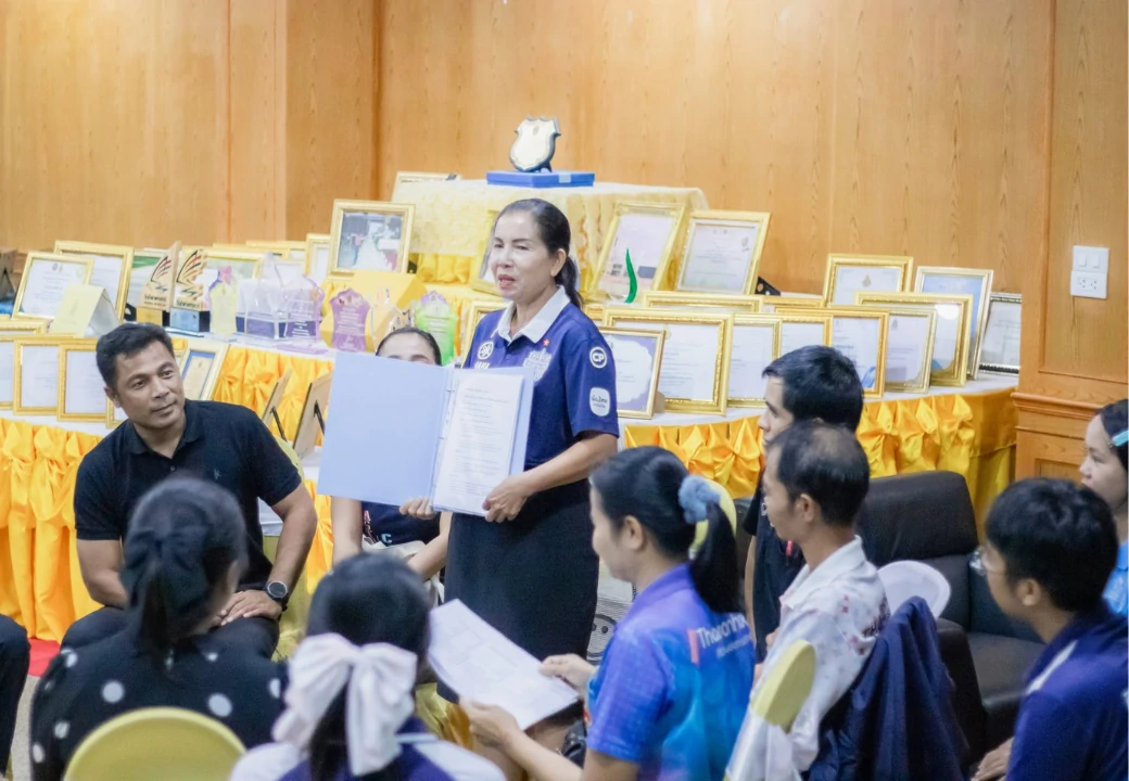 PLC (Professional Learning Community)สะท้อนผลการปฏิบัติ พัฒนาแผนการจัดการเรียนรู้